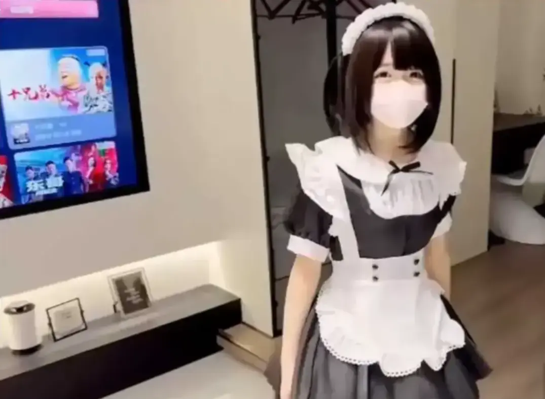 《白虎喵》糖心Vlog治愈女神完整版_日常记录原创4K视频_甜美治愈视觉日记_4K无删减_夸克网盘资源_VS影院_蓝光未删节_星辰影院_高清典藏版_人人影视_完整版_星辰影院免费在线观看8-22